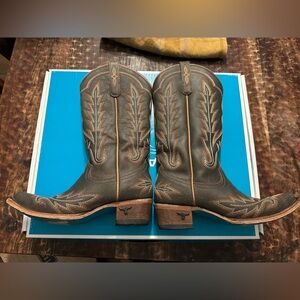 Brown Western Heeled Boots